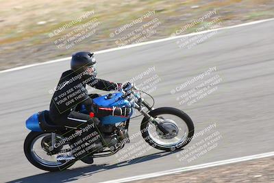 media/Feb-05-2023-Classic Track Day (Sun) [[c35aca4a42]]/Group 3/session 1 turn 9/